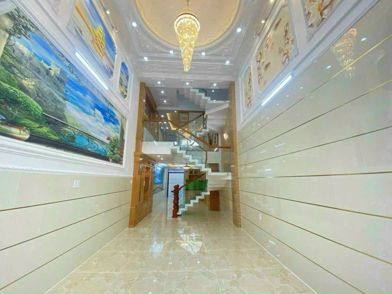 Biệt thự Châu Âu giữa lòng Bình Tân - đường Lê Văn Quới - 60m2 - 5 Tầng - Chỉ 7 tỷ x