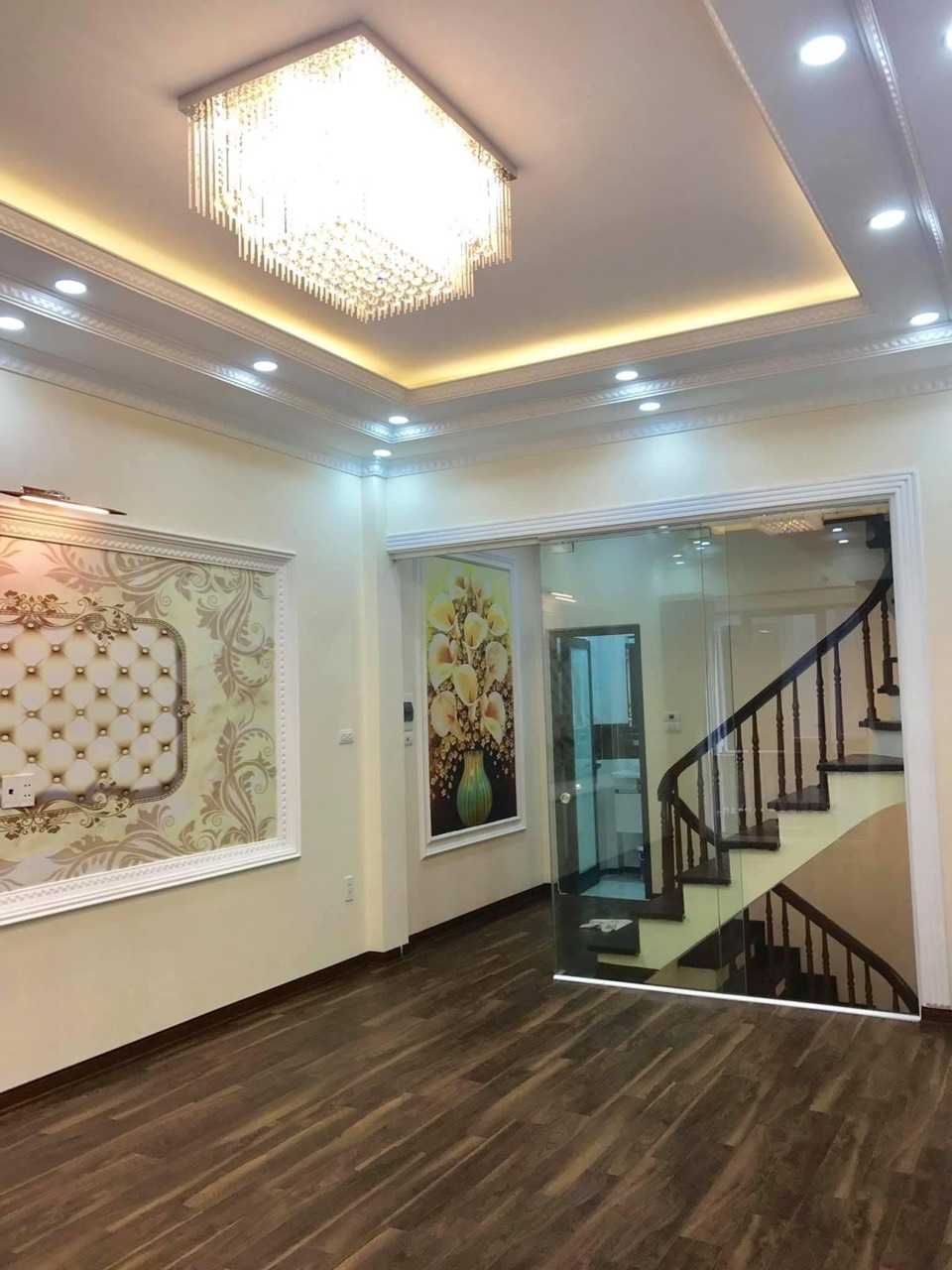 BÁN ĐẤT PHỐ NGỌ TRÌ CỔ LINH THẠCH BÀN LONG BIÊN 95m hơn 8 tỷ Ô tô vào nhà