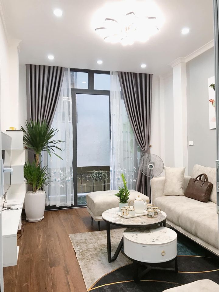 Bán nhà mới đẹp Đào Tấn , Ba Đình, 34m, 5 tầng, MT 3.8m, nhà đẹp ở luôn, giá 4 tỷ 3.