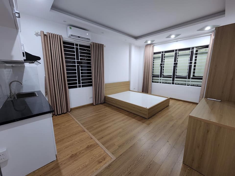 Bán căn hộ chung cư cao cấp Cầu Giấy, 90m, 3 phòng ngủ, tặng nội thất, giá 3 tỷ 15.