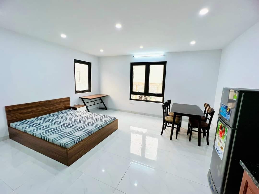 Bán tòa nhà CCMN, Trung Kính, Cầu Giấy, 70m, 7 tầng, 12 phòng, DT 72 triệu 1 tháng, giá 12 tỷ 5.