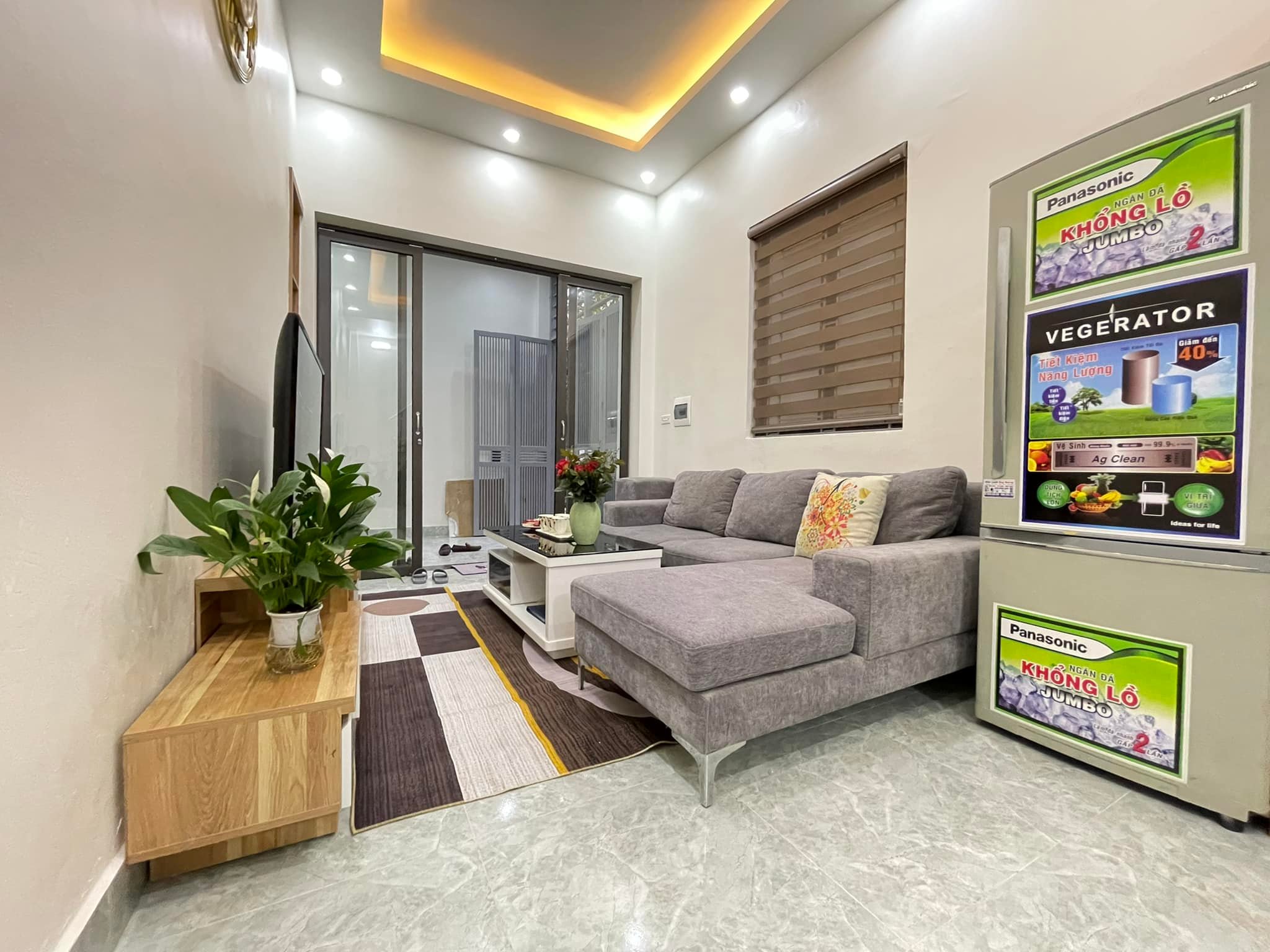 Bán nhà siêu đẹp Cầu Giấy, 45m 6 tầng , MT4.3m, nhà đẹp, 2 mặt đường, 6 tỷ 4.