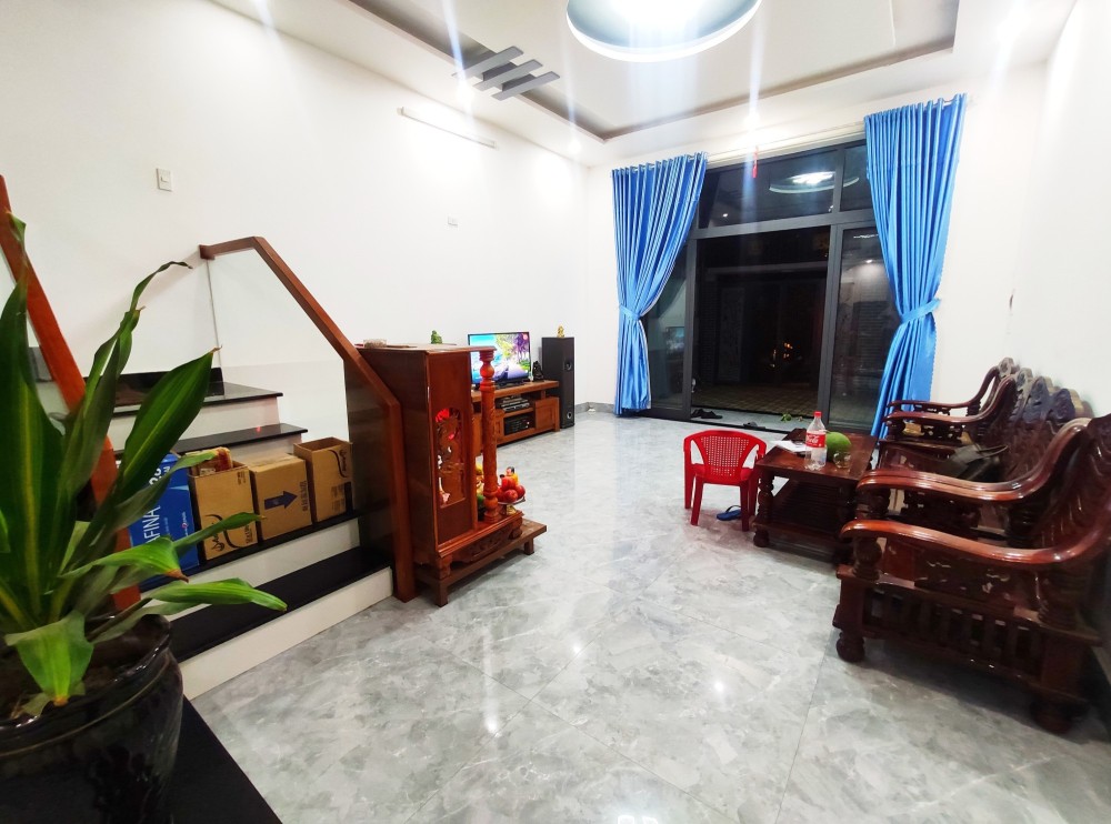 SỤP HẦM, NHÀ 2 TẦNG MỚI ĐẸP 100M2 - ĐƯỜNG 7M5, SÂN Ô TÔ, TT LIÊN CHIỂU - CHỈ HƠN 2 TỶ