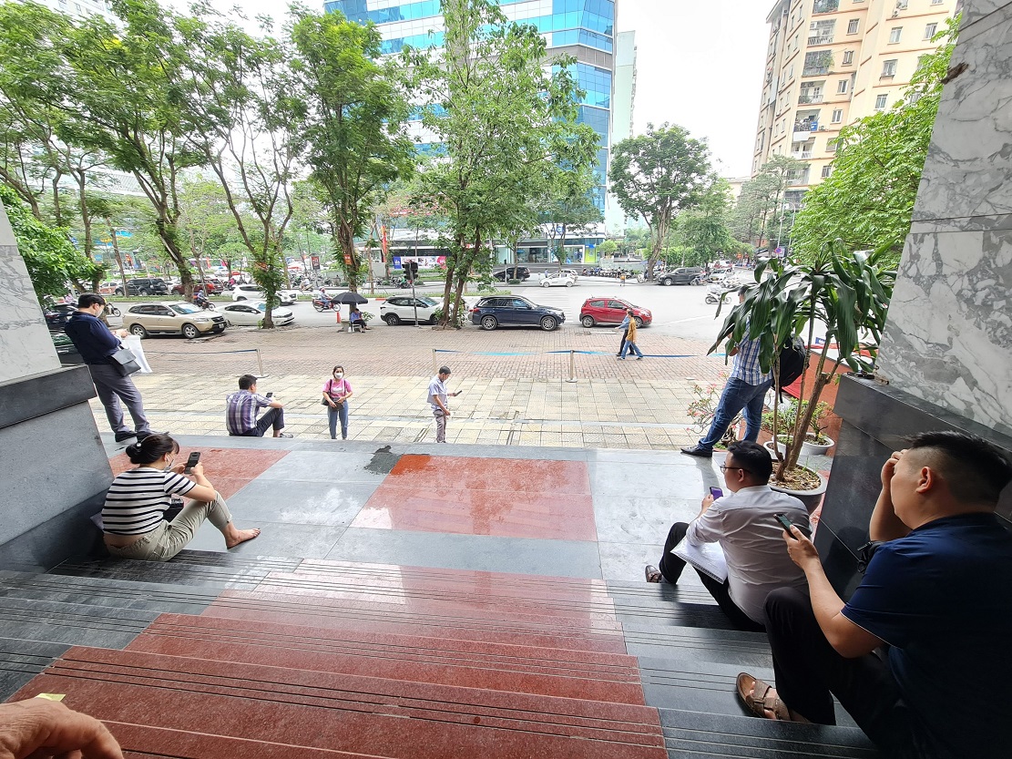 4 sô 9 triệu sở hữu 70m2 đất mặt phố 25m kinh doanh sầm uất Trâu Quỳ, Gia Lâm.