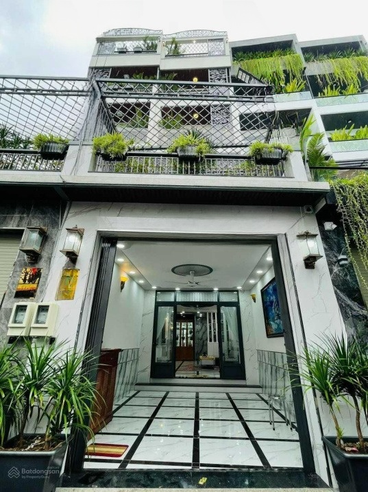 Bán nhà đẹp 5 tầng, HXH Lê Văn Lương, 5mx16m, giá chỉ 7 tỷ, tặng full nội thất gỗ quý, Tân Hưng, Quận 7