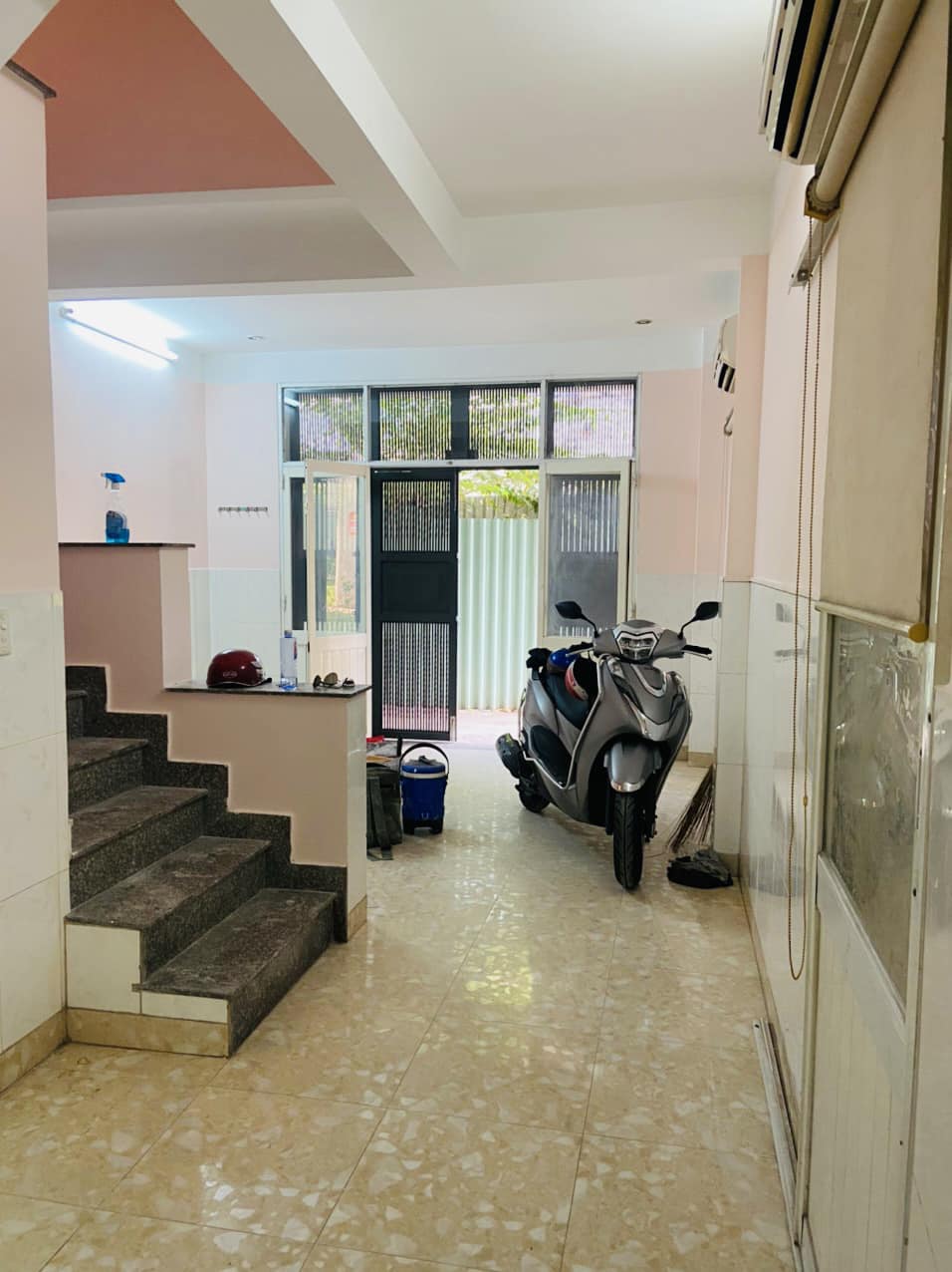 BÁN NHÀ ĐƯỜNG THÍCH QUẢNG ĐỨC GẦN NHIỀU TIỆN ÍCH KHU VỰC PHAN XÍCH LONG.