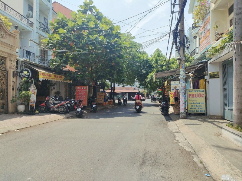 Bán nhà Hẻm 8m, Nguyễn Văn Khối, Phường 9, Gò Vấp, 3 tầng, 68m2, Giá chỉ 8 tỷ 5