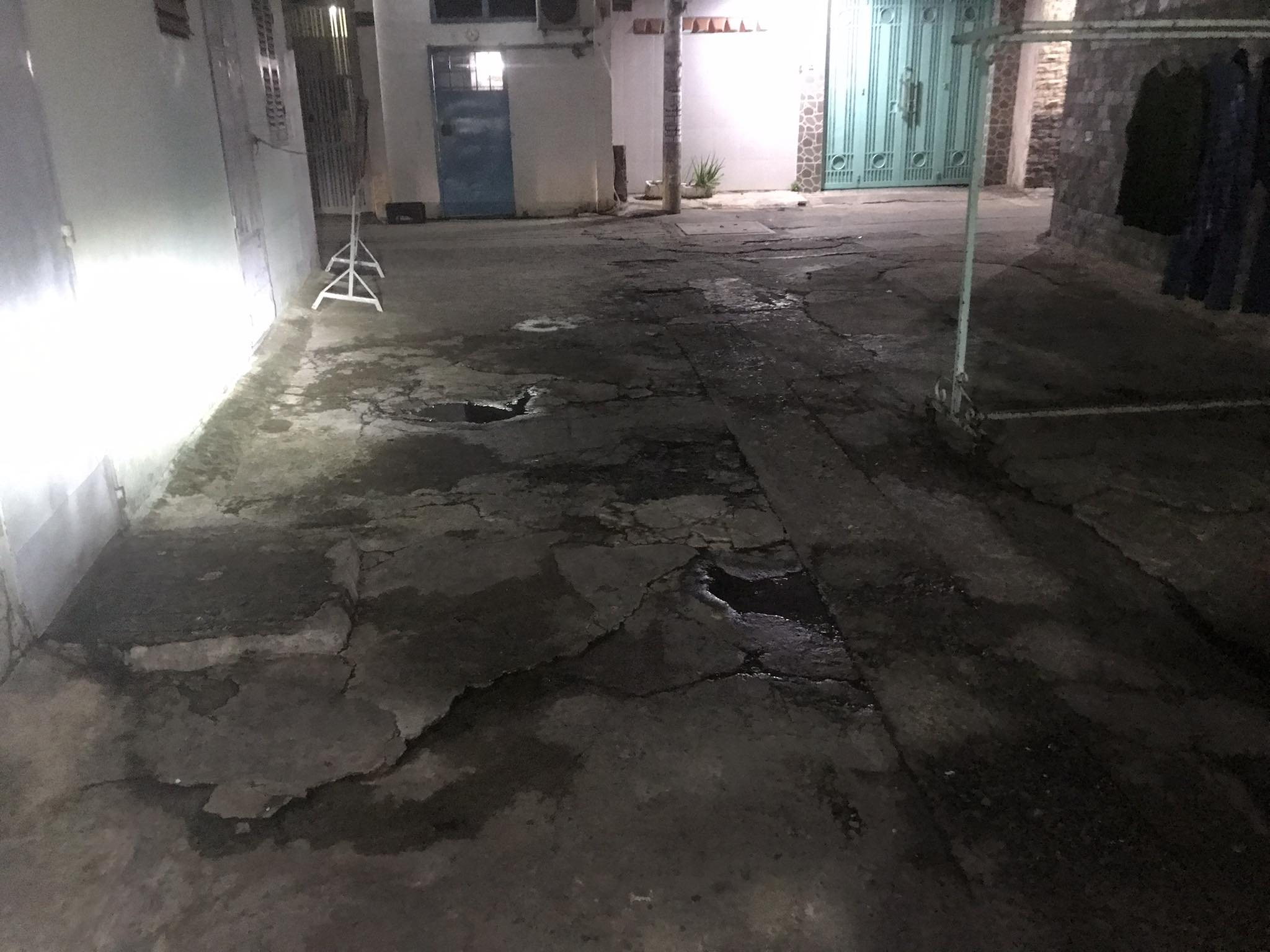 BÁN NHÀ HẺM XE HƠI ĐỔ CỬA THÍCH QUẢNG ĐỨC-30M2 4 TẦNG CHỈ NHỈNH 5 TỶ.