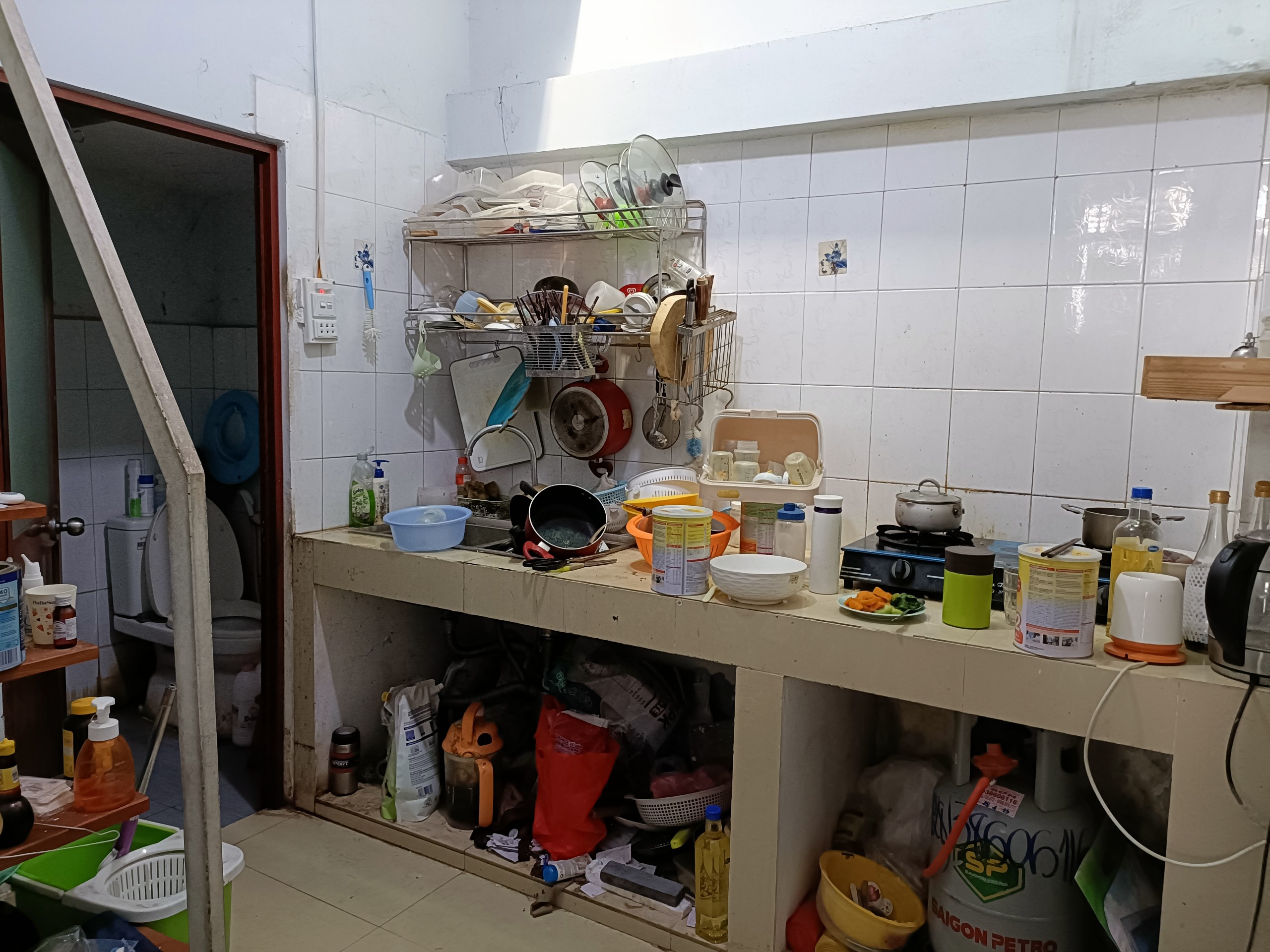 Bán nhà hẻm 8m Luỹ Bán Bích Q.Tân Phú 4.35x14m sát mặt tiền Giá 5.5 tỷ