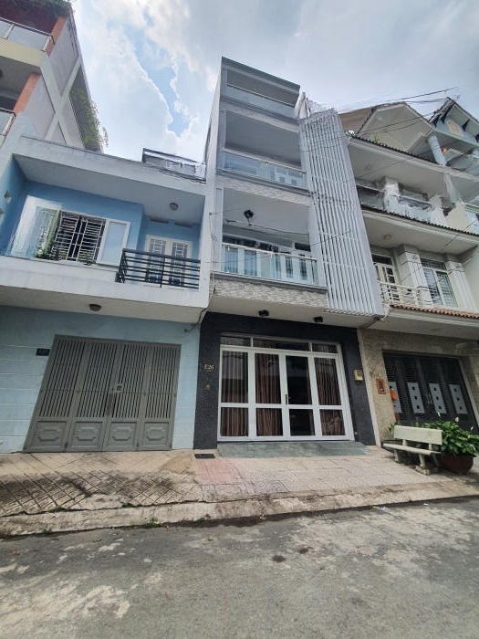 Bán Nhà HXH sát Mặt Tiền Huỳnh Tấn Phát, 5mx10m, chỉ 4.3 Tỷ, nội thất cực sang, Tân Thuận Đông, Quận 7