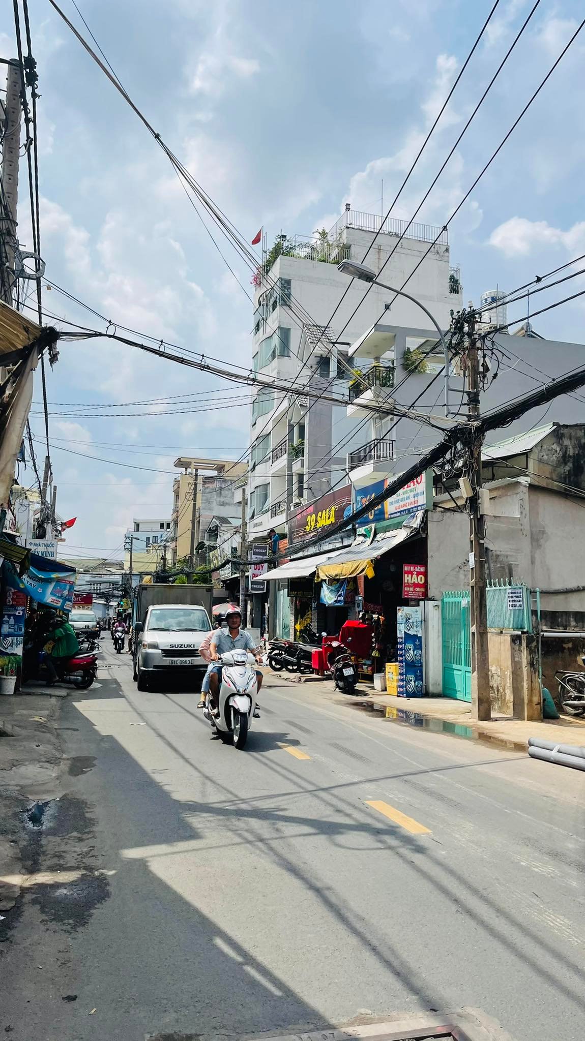 Bán nhà MT Nguyên Hồng giao Phan Văn Trị, Bình Thạnh, 48m2, 8 TỶ TL, sầm uất