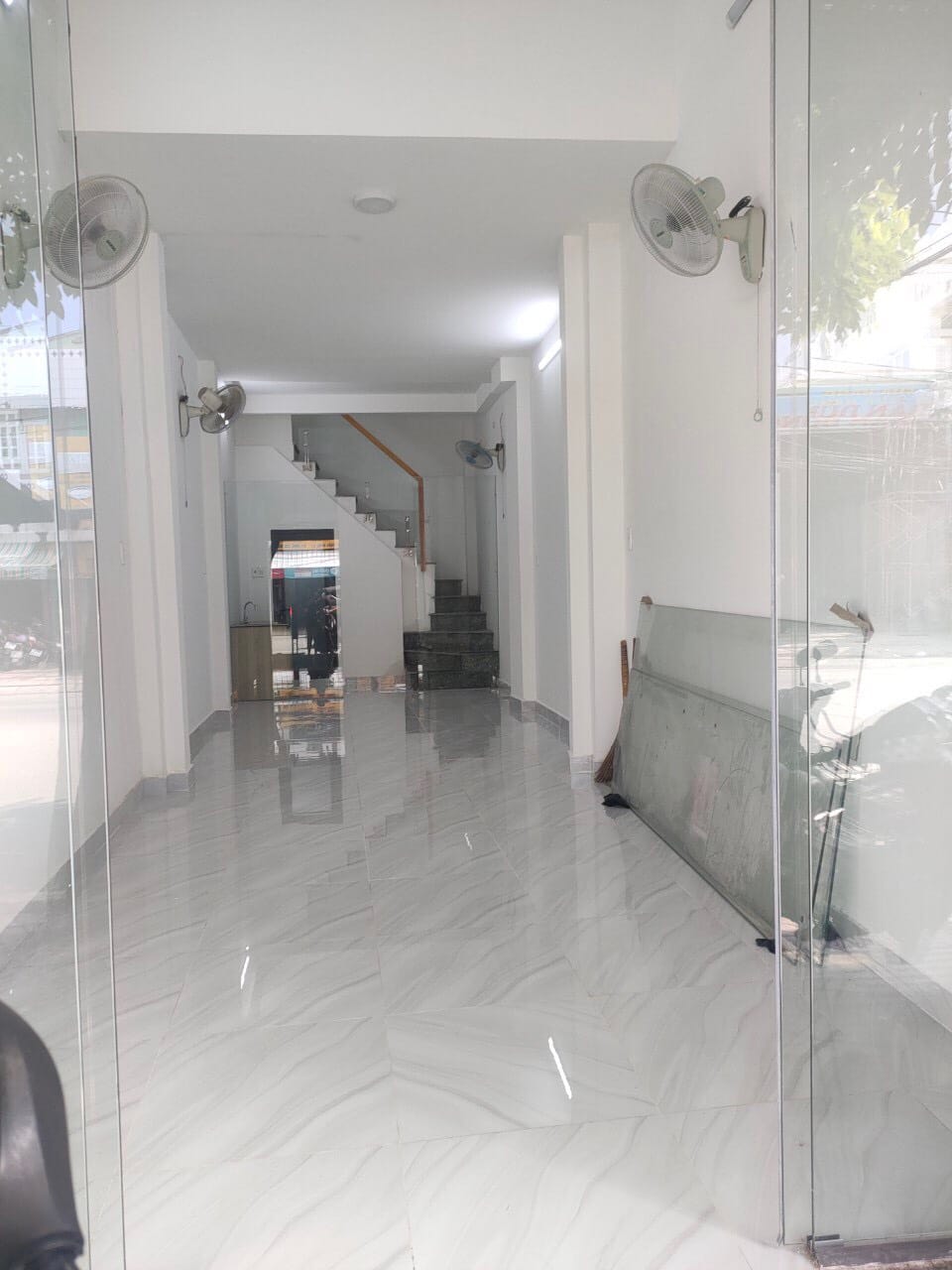 Bán nhà mặt tiền Huỳnh Tấn Phát, Tân Thuận Tây, quận 7 - 35m2
