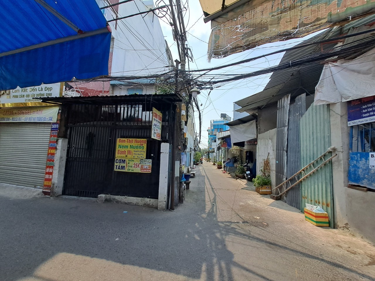 Chỉ 3Tỷ x, Nhà hẻm Xe Hơi 3.7x15m Phạm Văn Chiêu P14 Gò Vấp 2 tầng