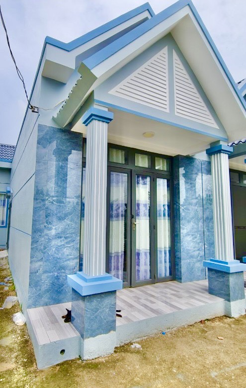 Cần Bán Gấp nhà Cần Giuộc Địa chỉ Gần Ngã 3 Tân Kim cách chợ cần Giuộc 5 phút