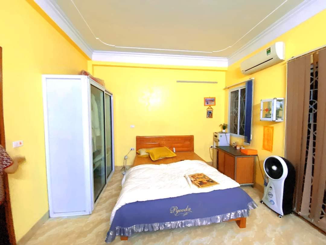 Cần tiền gấp nên bán căn nhà mặt phố đường Minh Khai thích hợp xây toà văn phòng giá 20 tỷ