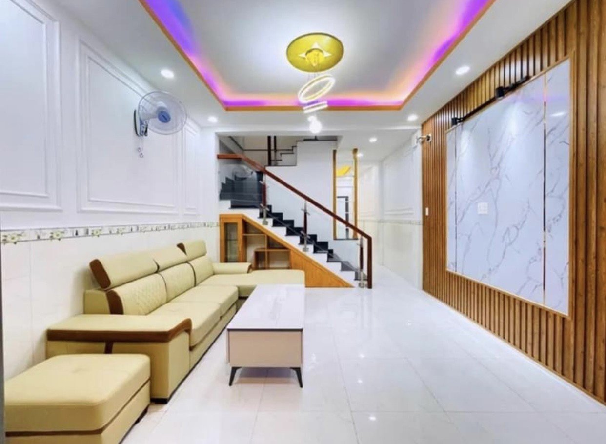 chỉ 720 TRIỆU dọn vào ở ngay nhà Đinh Đức Thiện, phòng ngủ lớn