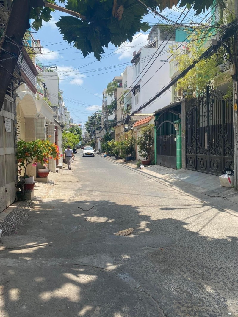 Hàng hiếm Sư Vạn Hạnh, Quân 10, đất phân lô, gần 90m2, hẻm 8m, giá tốt