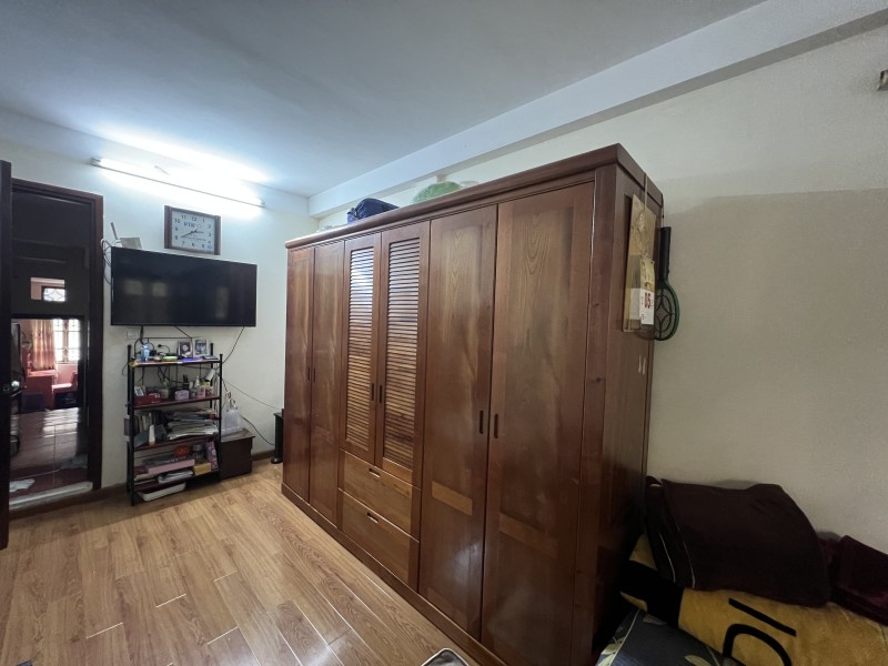 Bán nhà Quỳnh Lôi Hai Bà Trưng 45m2 x 4 tầng, MT 3m giá 5.5 tỷ