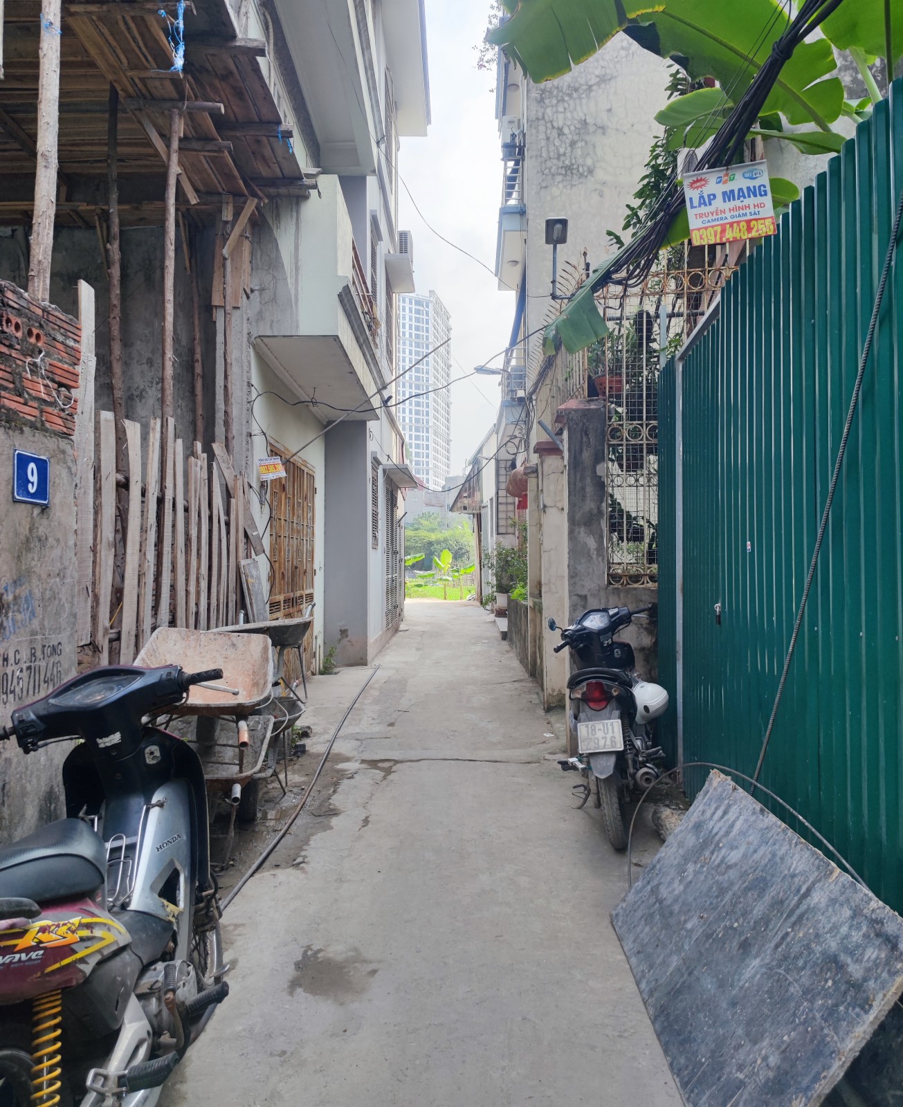 BÁN 36M2 ĐẤT PHÚ DIỄN , CÁCH Ô TÔ VÀI BƯỚC CHÂN, NGÕ THÔNG, GIÁ HƠN 2 TỶ