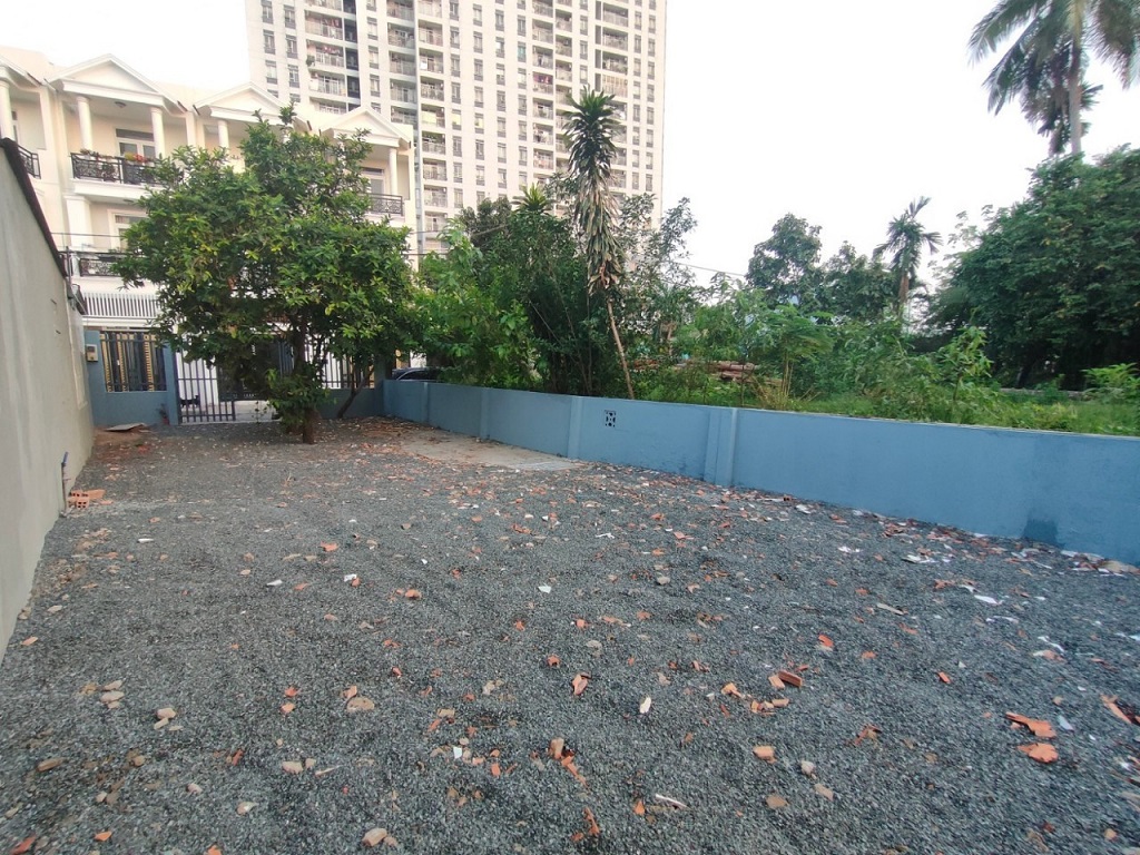 Bán gấp đất (14X28m) Trường Thọ ,Tp. Thủ Đức Chỉ 28 triệu/m2