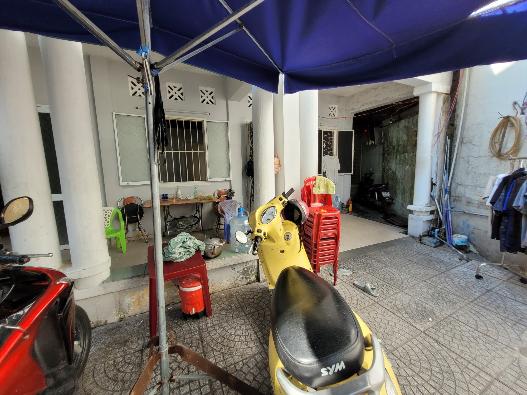 Bán nhà đầu kiệt Hoàng Diệu, dt 162m, ngang 8m. Giá 7.3 tỷ. Phù hợp xây căn hộ.