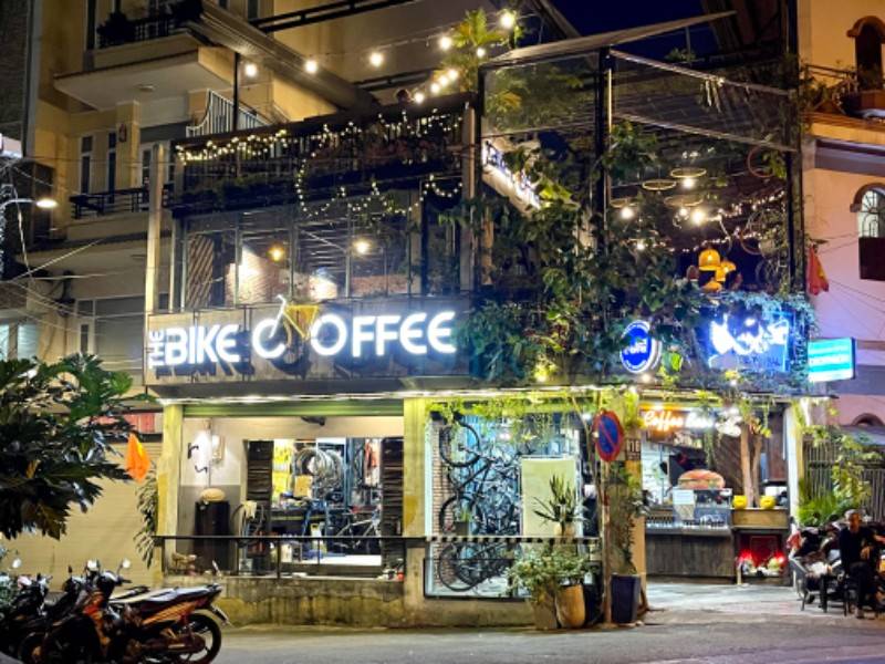 Quận 3, Sang quán The Bike Coffee tại đường Trường Sa, quận 3, gần cầu Lê Văn Sỹ