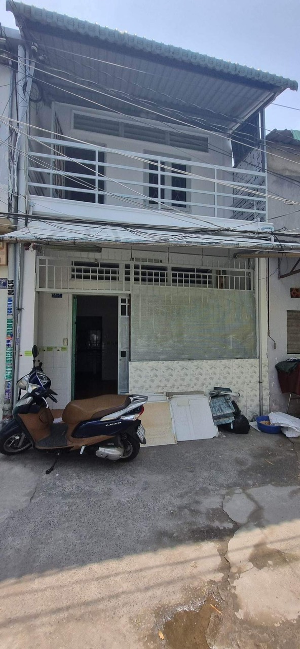 Bán Nhà Hóc Môn, HXH Tô Ký, Nhà 2 Tầng, 2PN, Chỉ 1 Tỷ 8.