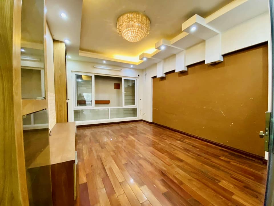 BÁN GẤP NHÀ TRẠI CÁ, LÔ GÓC, MẶT NGÕ KINH DOANH 48M2 GIÁ NHỈNH 5 TỶ