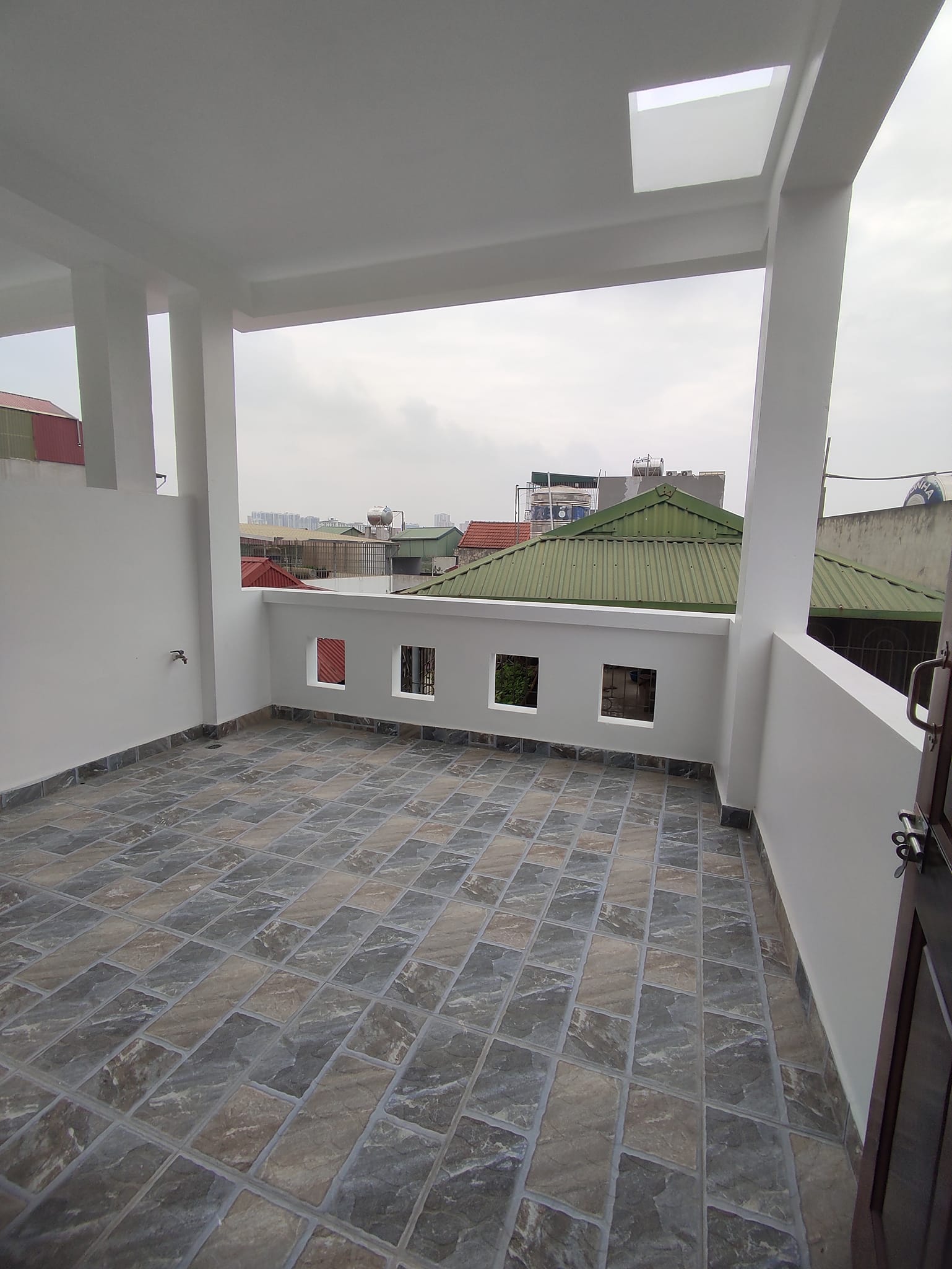 BÁN NHÀ MAI ĐỘNG, NGÕ THÔNG KINH DOANH, Ô TÔ 5 TẠ ĐỖ CỬA 48M2 GIÁ HƠN 5 TỶ