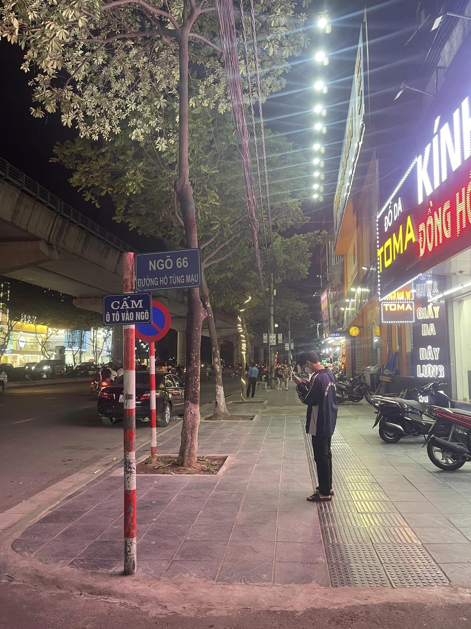 Chị Hồ cần người thanh khoản gấp Mai Dịch 56m2 x 5T Kinh Doanh, Ô tô 5,8 tỷ.