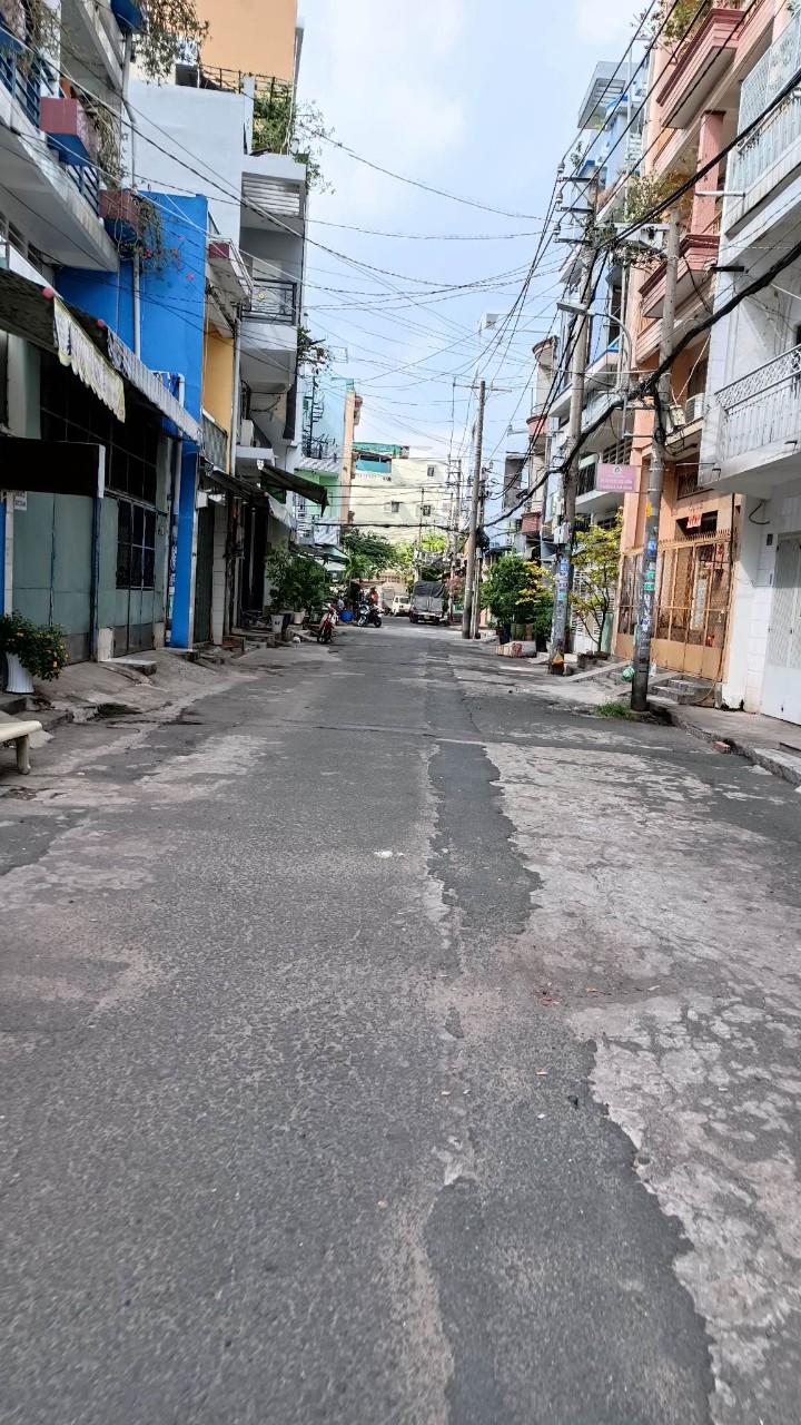 Ngộp Bán Nhà HXH Âu Cơ 3 tầng đẹp - 46m2