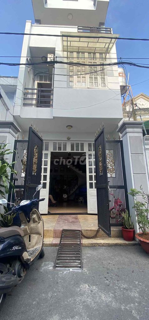Bán nhanh nhà 3 tầng hxh ở Gò Vấp, Tp Hồ Chí Minh