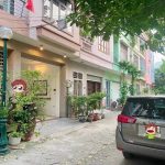90m2