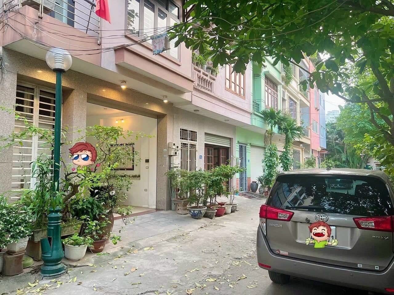 90m2