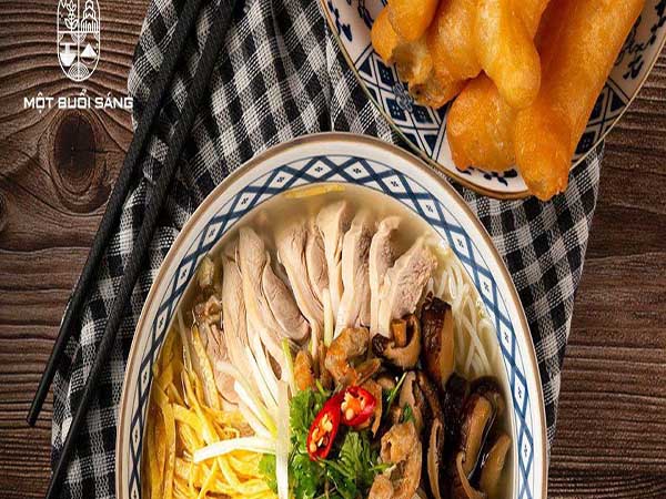 Một buổi sáng bún thang Hà Nội - bún thang của giới trẻ 3 mot-buoi-sang-bun-thang-ha-noi-6