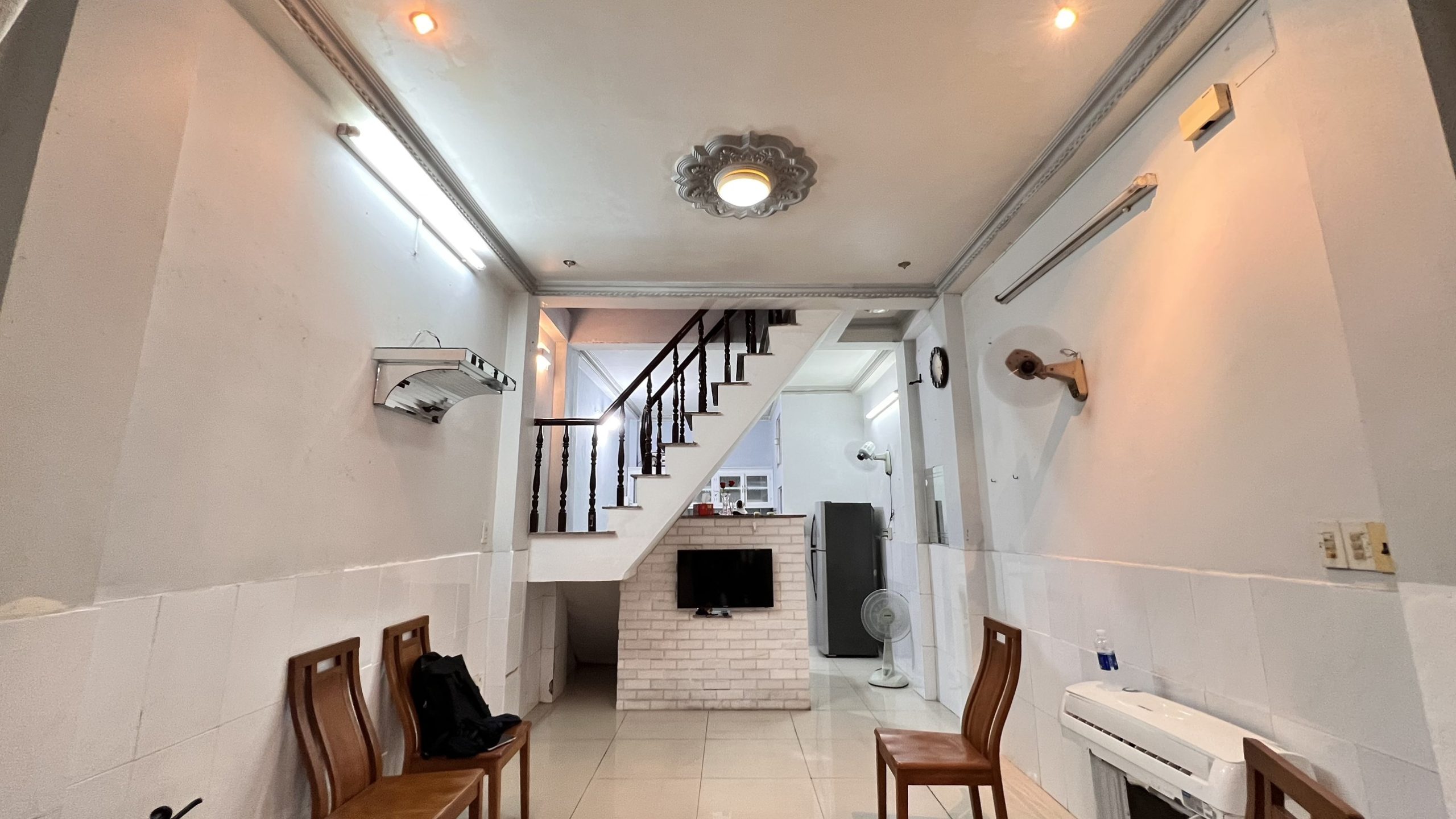 Bán Nhà HXH lắc đầu Thống Nhất Gò Vấp, 3 Tấm, BTCT, Rẻ, Nhú 3 Tỷ TL