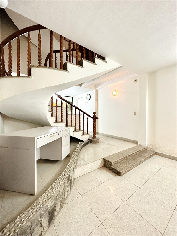 HXH BÌNH THẠNH, NƠ TRANG LONG - 89M2 (4x22.5) - 5 TẦNG - NHÀ ĐẸP - GIÁ CHỈ 8 Tỷ xíu