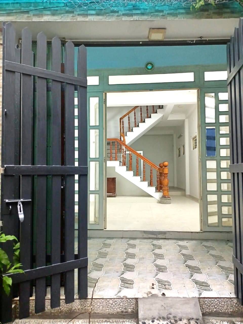 HXH 4 TẦNG 4PN GIÁ NHỈNH 5 TỶ, ngay Kha Vạn Cân Linh Đông