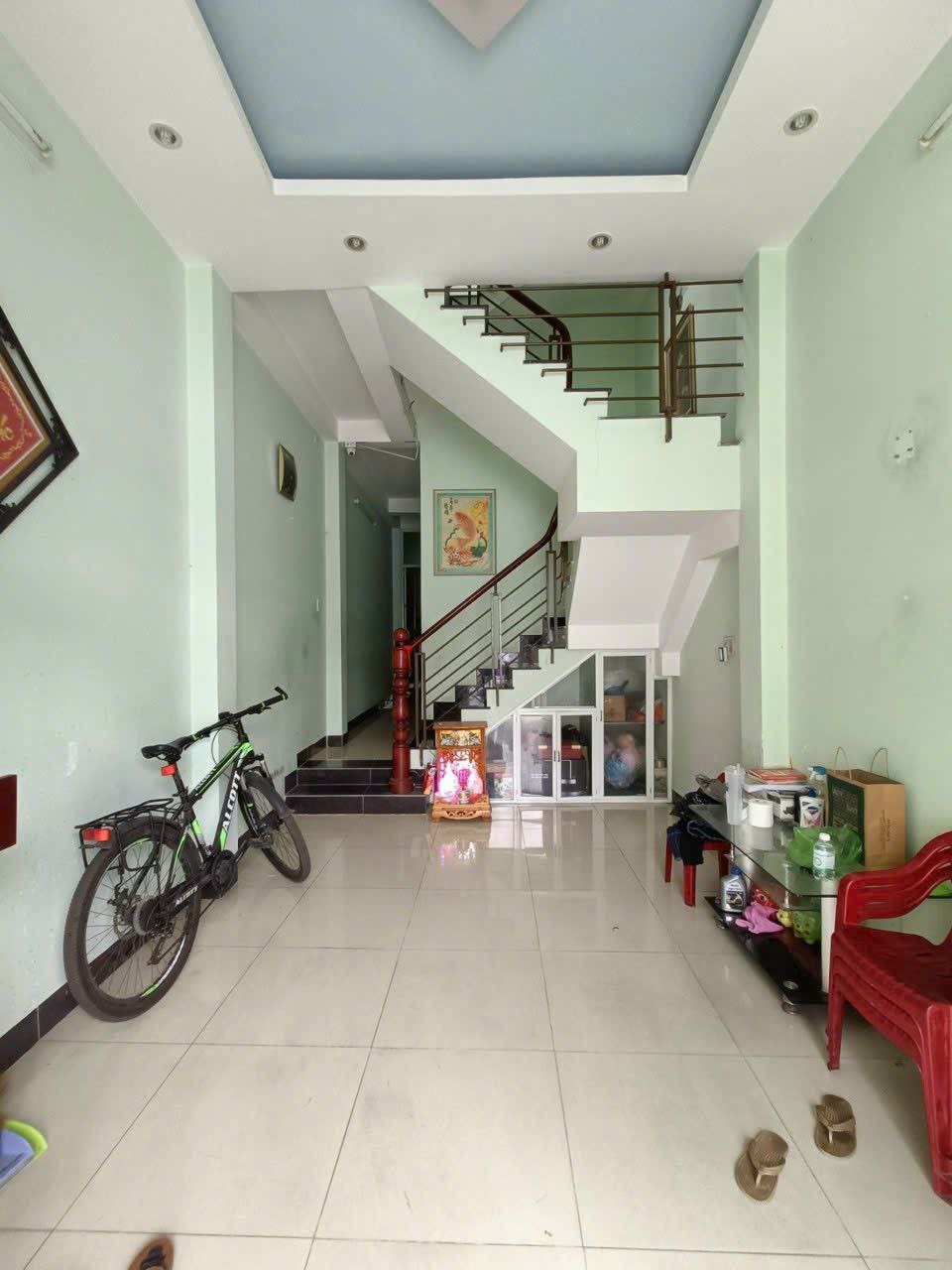 Nhà hẻm ô-tô cách 2 căn ra mặt tiền đẹp mới p.22 Bình Thạnh,5.9 tỷ 50m² 3.4x15m