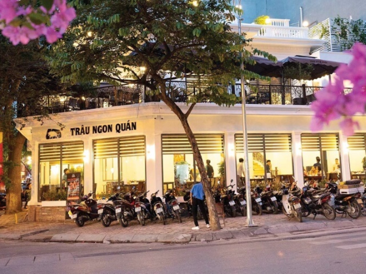 Trâu ngon quán Bùi Thị Xuân nằm ngay tại nút giao giữa phố Bùi Thị Xuân và phố Tô Hiến Thành trau-ngon-quan-bui-thi-xuan-1
