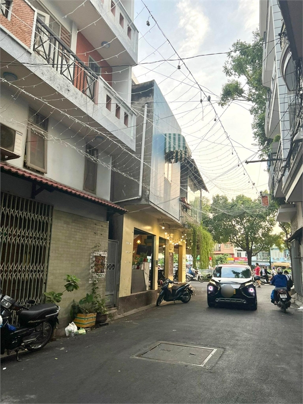 TRƯỜNG SA PHÚ NHUẬN - HẺM XE TẢI - 54M2 -ngang 4.3m - CHỈ 7 TỶ NHỈNH