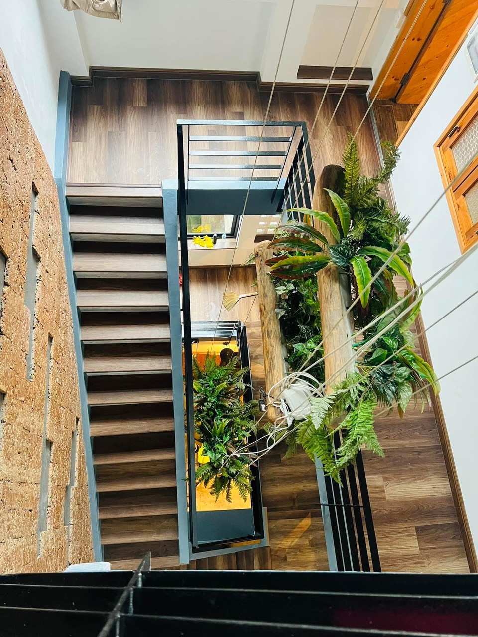 Bán Nhà Xuân Diệu Tây Hồ 1 nhà ra phố ở sướng 4,5 tỷ.