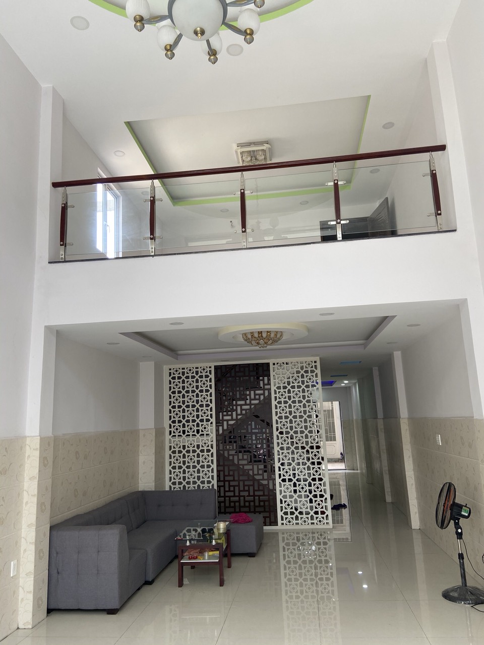 Bán Gấp nhà MT đẹp 190 Trịnh Đình Trọng, PT, Tân Phú