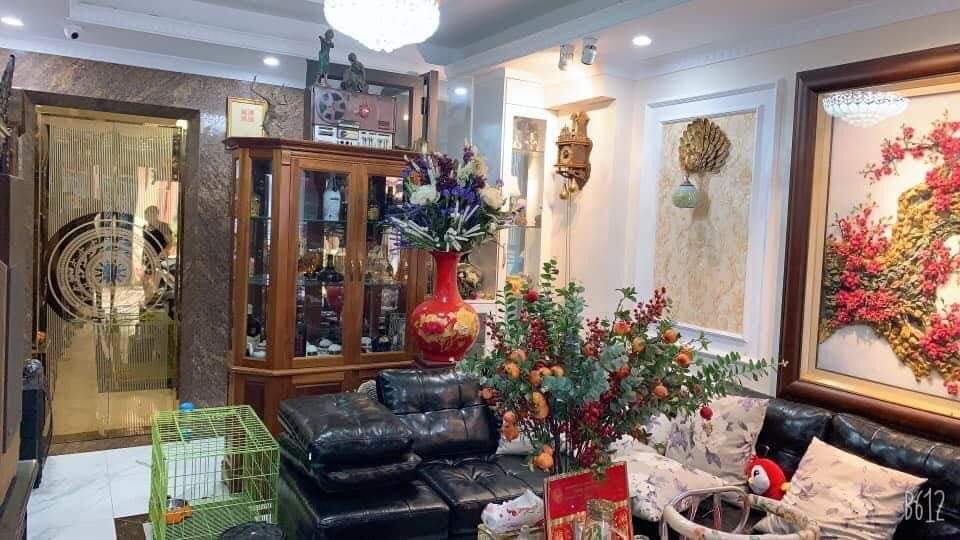 Bán nhà 98m2 phố Âu Cơ, Tây Hồ Ngõ 2 Ô tô thông Vỉa hè rộng Kinh doanh siêu đỉnh 9.8 Tỷ