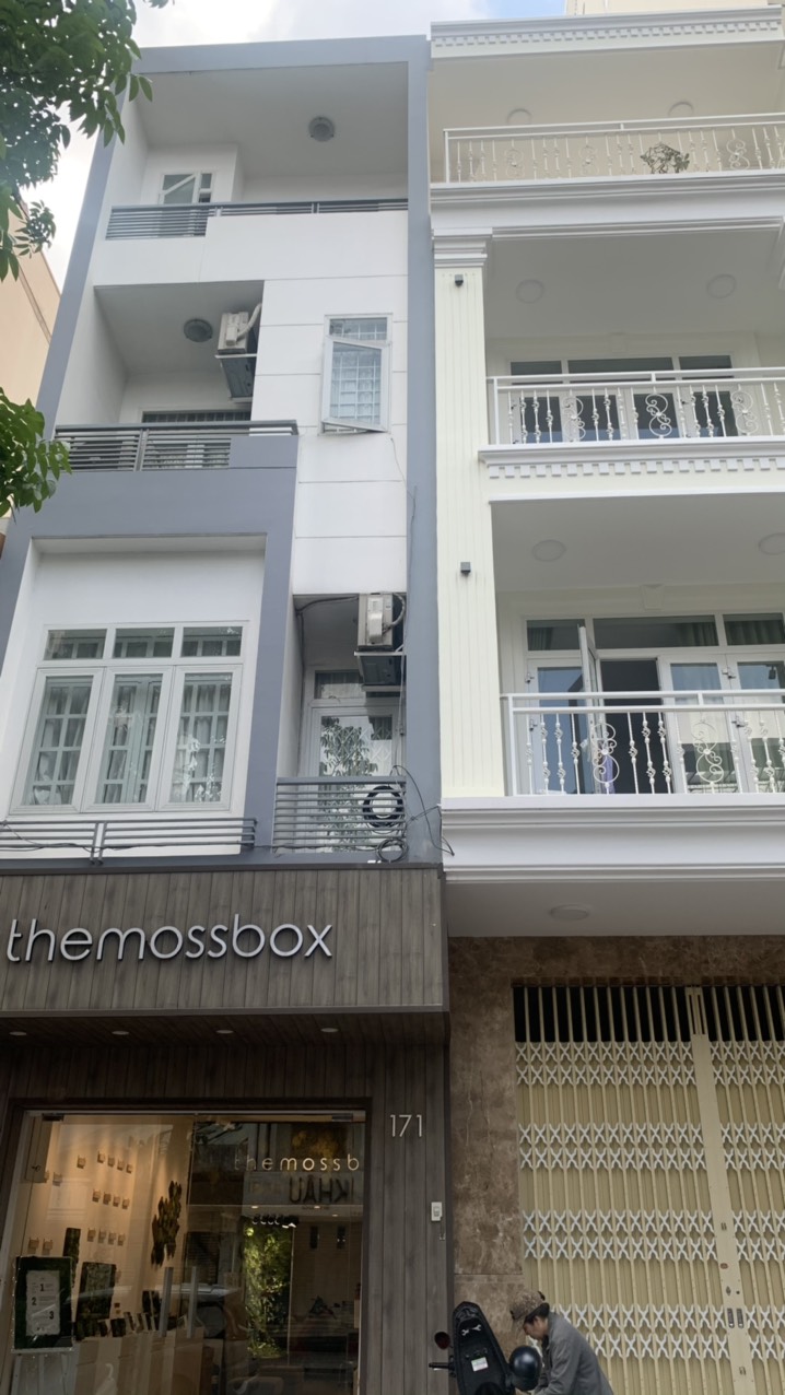 Cho thuê nhà mặt tiền Hai Bà Trưng, P8, Q3 chỉ 80 triệu/th, nhà mới sàn suốt