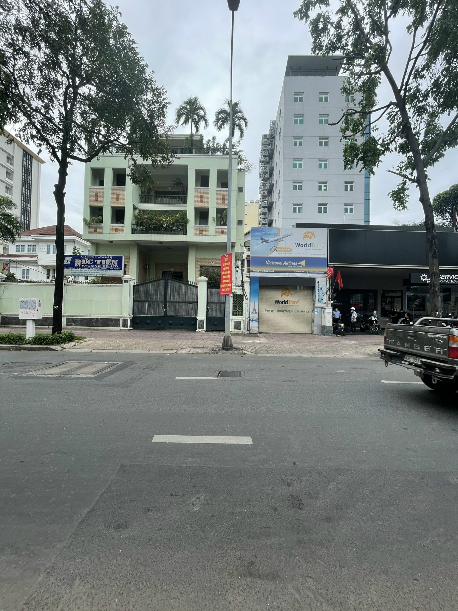 Chính chủ thuê nhà phố Hà Đô Centrosa Q10 - DT 10x16m (1 trệt 3 lầu), giá 110tr/th.