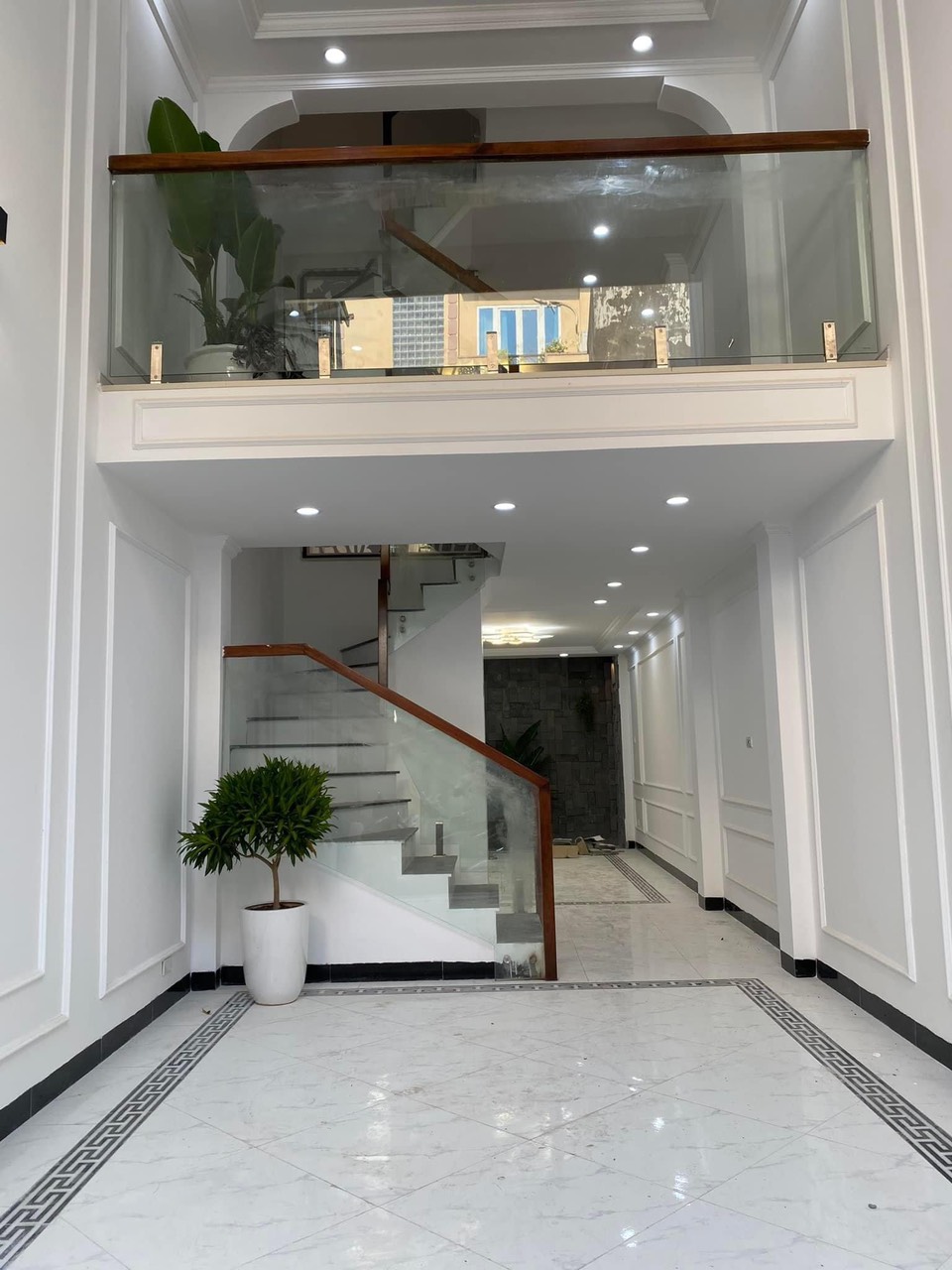 Bán nhà Trường Chinh, 43m x 5T x 7 tỷ, MT 4M NGÕ THÔNG - 10M RA PHỐ