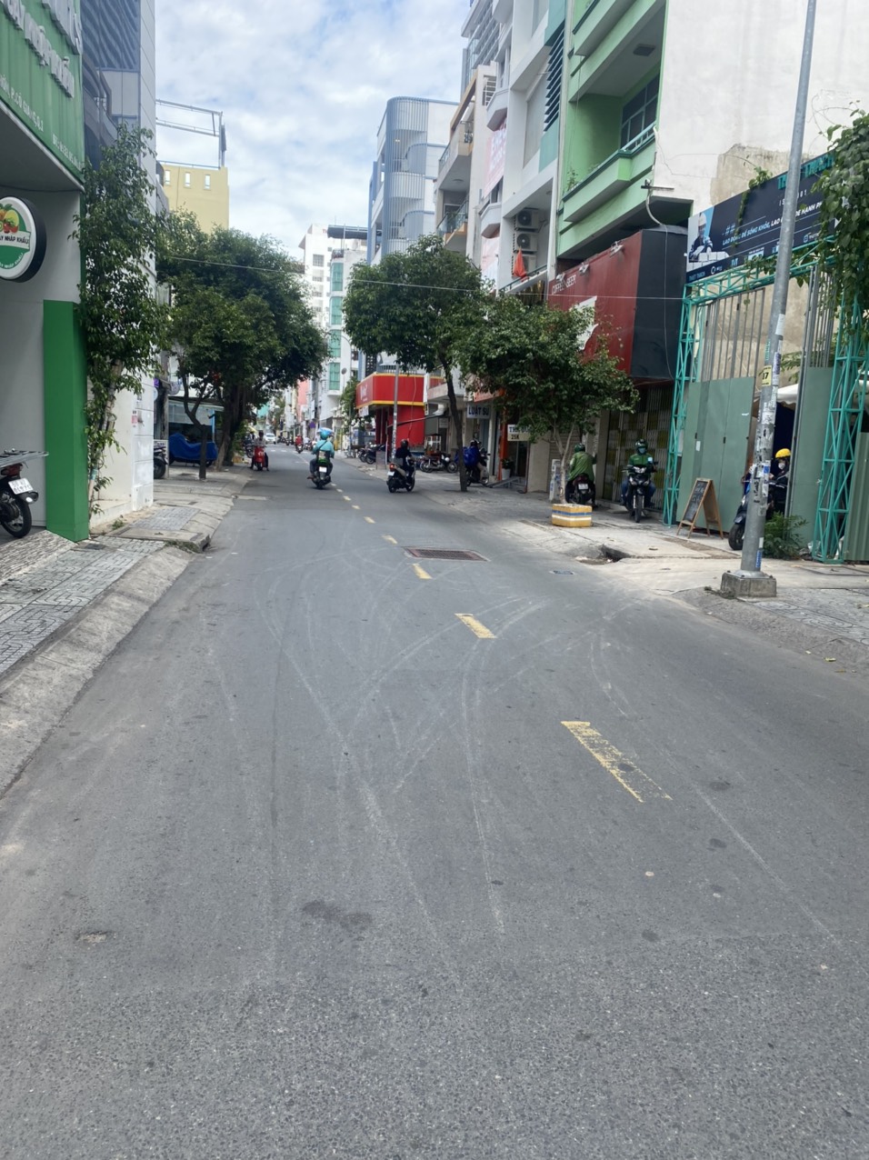 Cần bán nhà MTKD nở hậu đường Hồ Hảo Hớn, Cô Giang, Quận 1