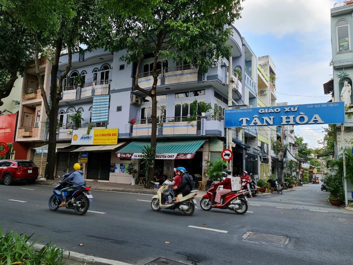 Bán nhà góc 2 MT đường Trường Sa, P13, Quận Phú Nhuận