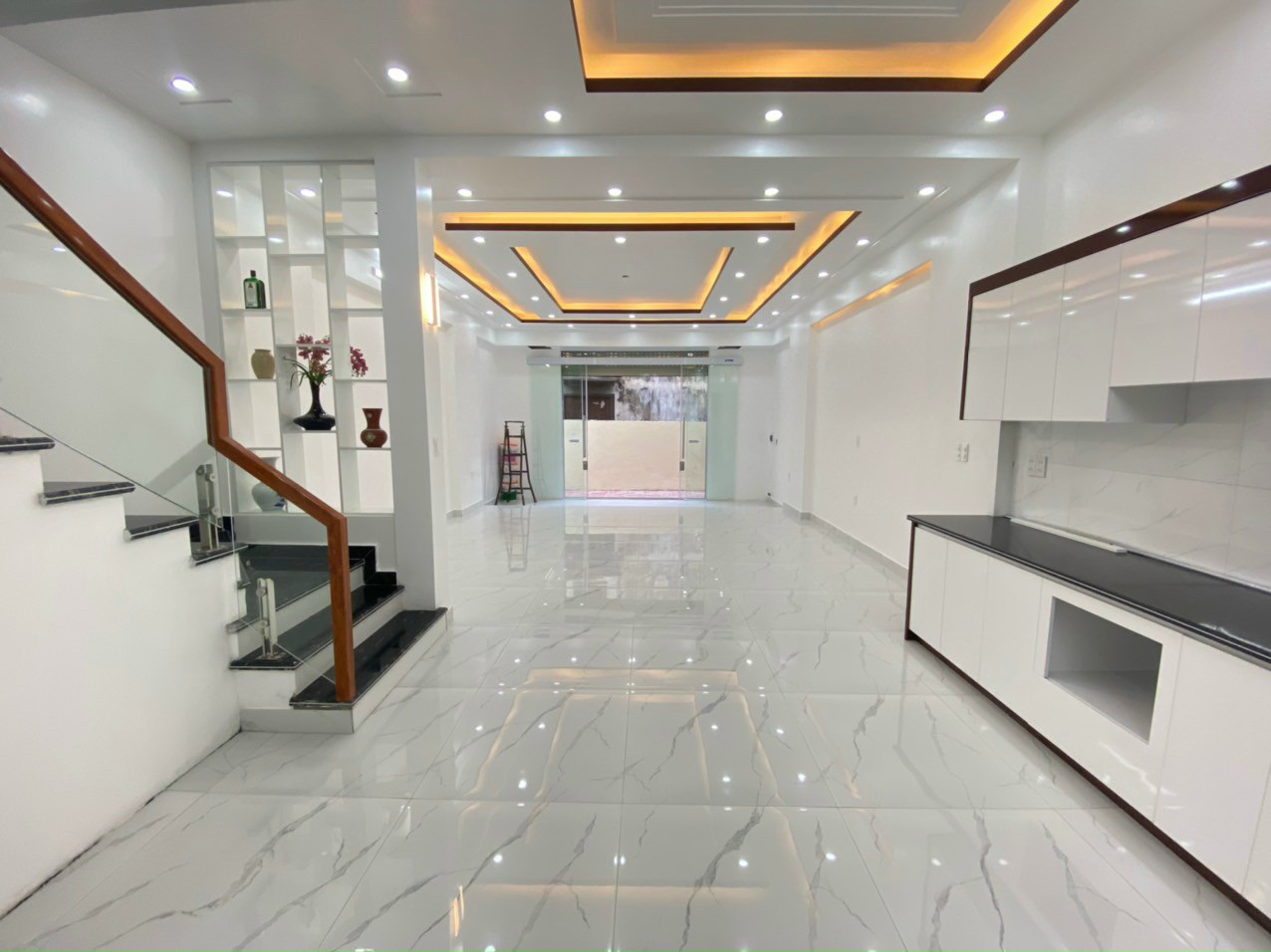 Bán nhà xây mới ngõ Hào Khê - Lạch Tray, 58m 4 tầng độc lập, GIÁ 3.4 tỉ